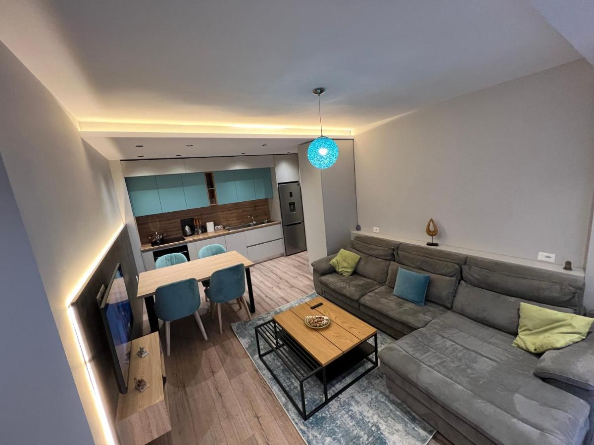 Erg Apartments Tirana Esterno foto