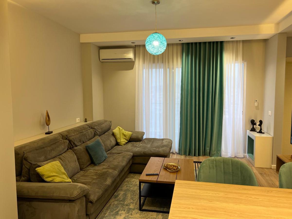 Erg Apartments Tirana Esterno foto