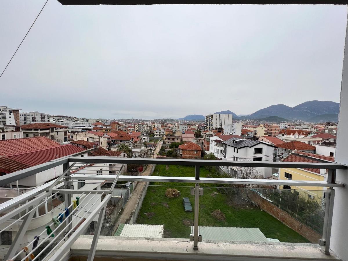 Erg Apartments Tirana Esterno foto
