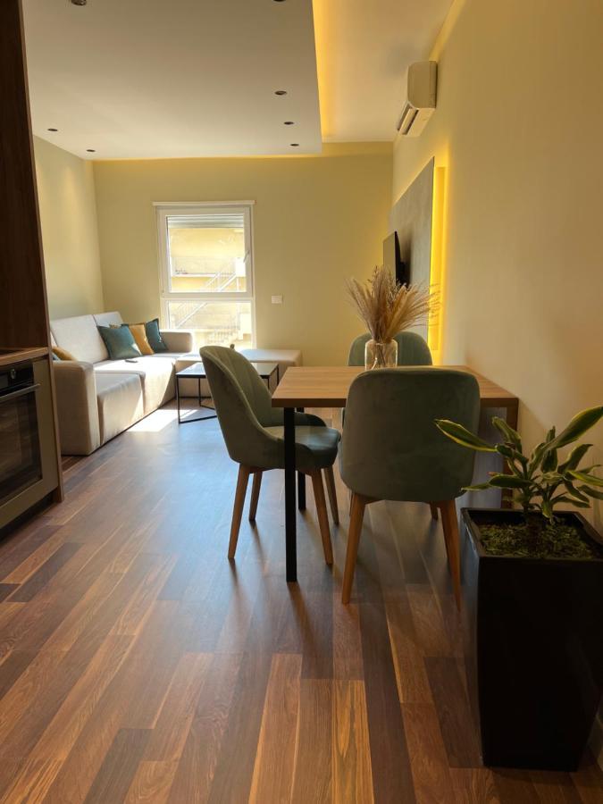 Erg Apartments Tirana Esterno foto