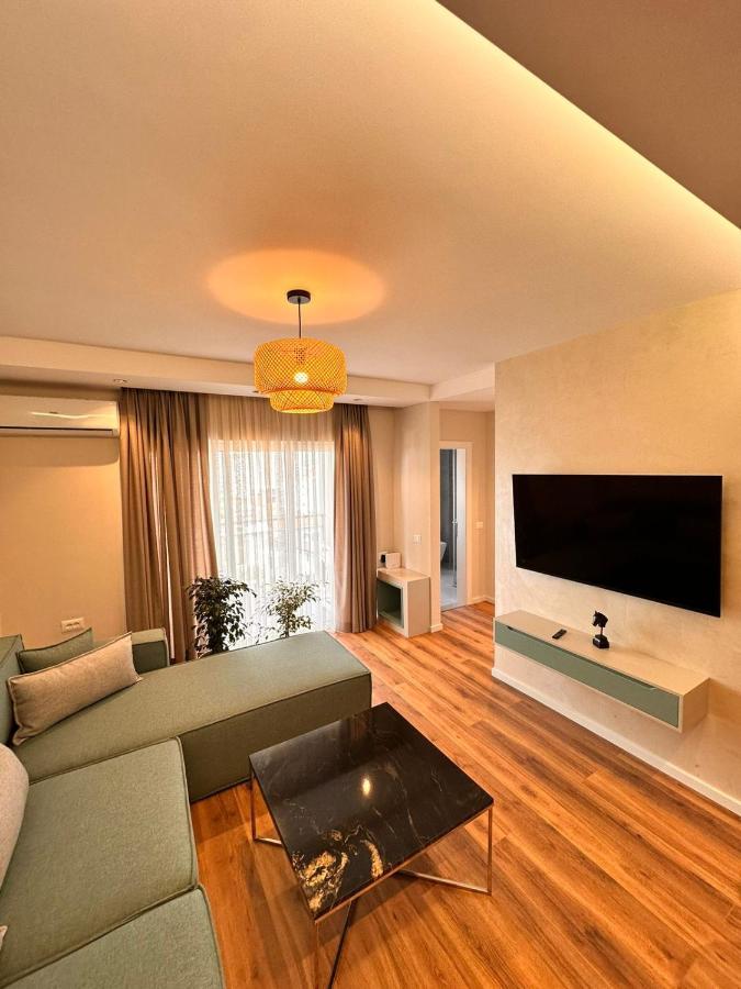 Erg Apartments Tirana Esterno foto